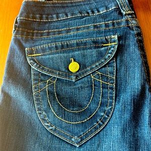 True religion yellow button detail